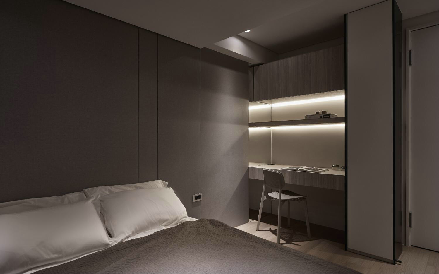 Bedroom Layout Ideas